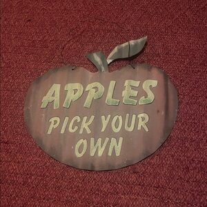 Rustic Apple Sign Decor
